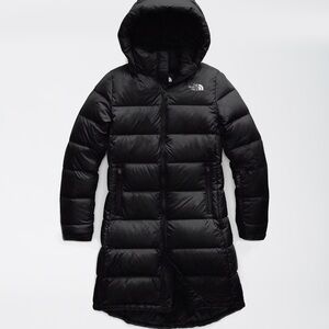 The North Face women’s metropolitan111 parka Long Black Puffer Jacket